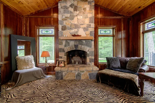 $1,100,000 | 76 Millbrook Lane, Woodstock, CT 06281