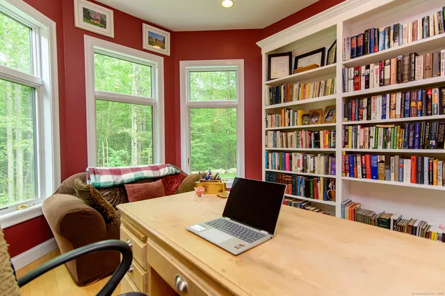 $1,100,000 | 76 Millbrook Lane, Woodstock, CT 06281