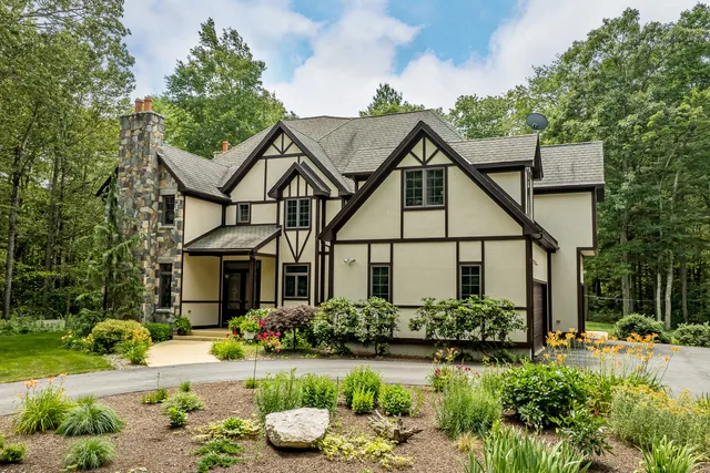 $1,100,000 | 76 Millbrook Lane, Woodstock, CT 06281