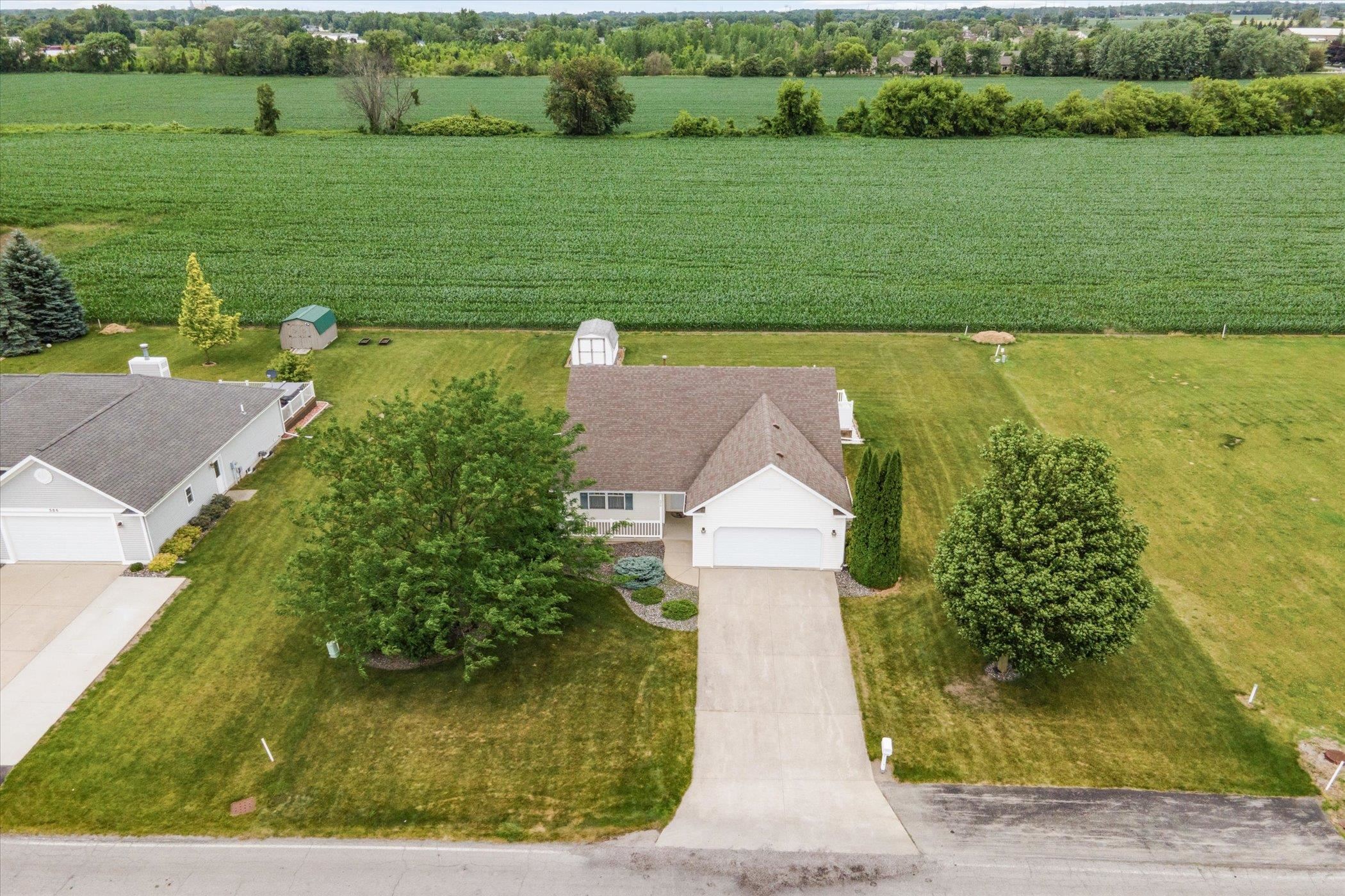 576 West Ridge Road Essexville, MI 48732 - Photo 2 of 58