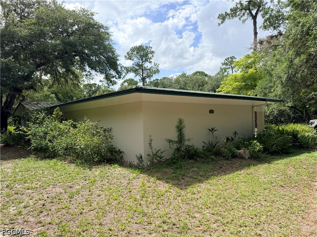 18251 Persimmon Ridge Road Alva, FL 33920 - Photo 13 of 16