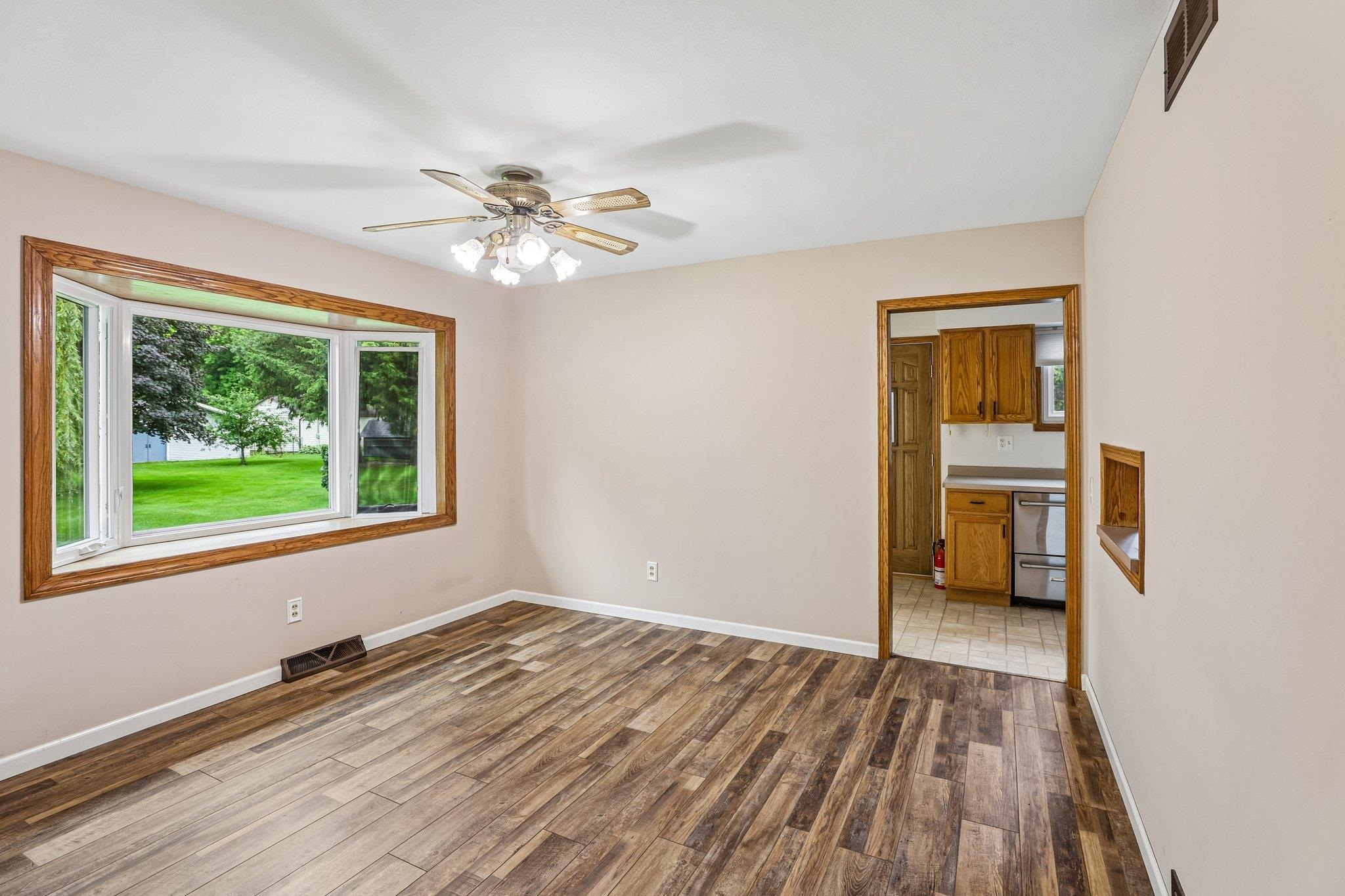 4833 Windsor Prairie Road DeForest, WI 53532 - Photo 16 of 53