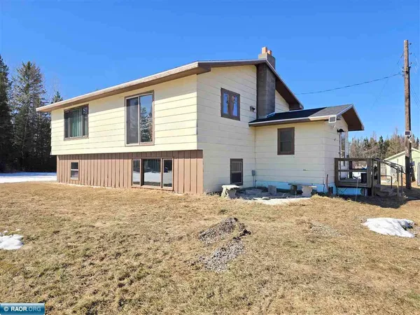 $299,000 | 7675 Kaunonen Lake Road, Embarrass, MN 55732