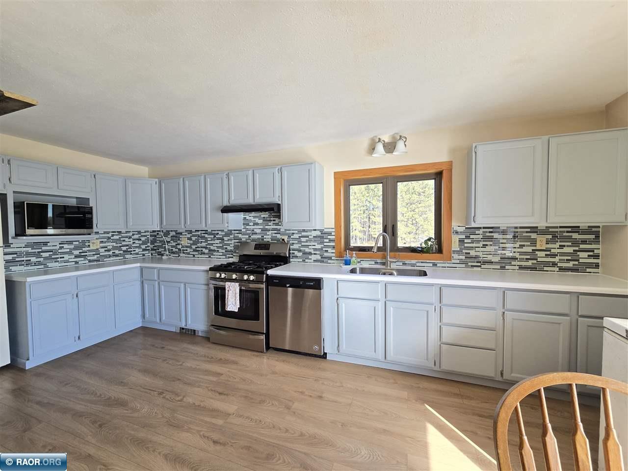 7675 Kaunonen Lake Road Embarrass, MN 55732 - Photo 4 of 43