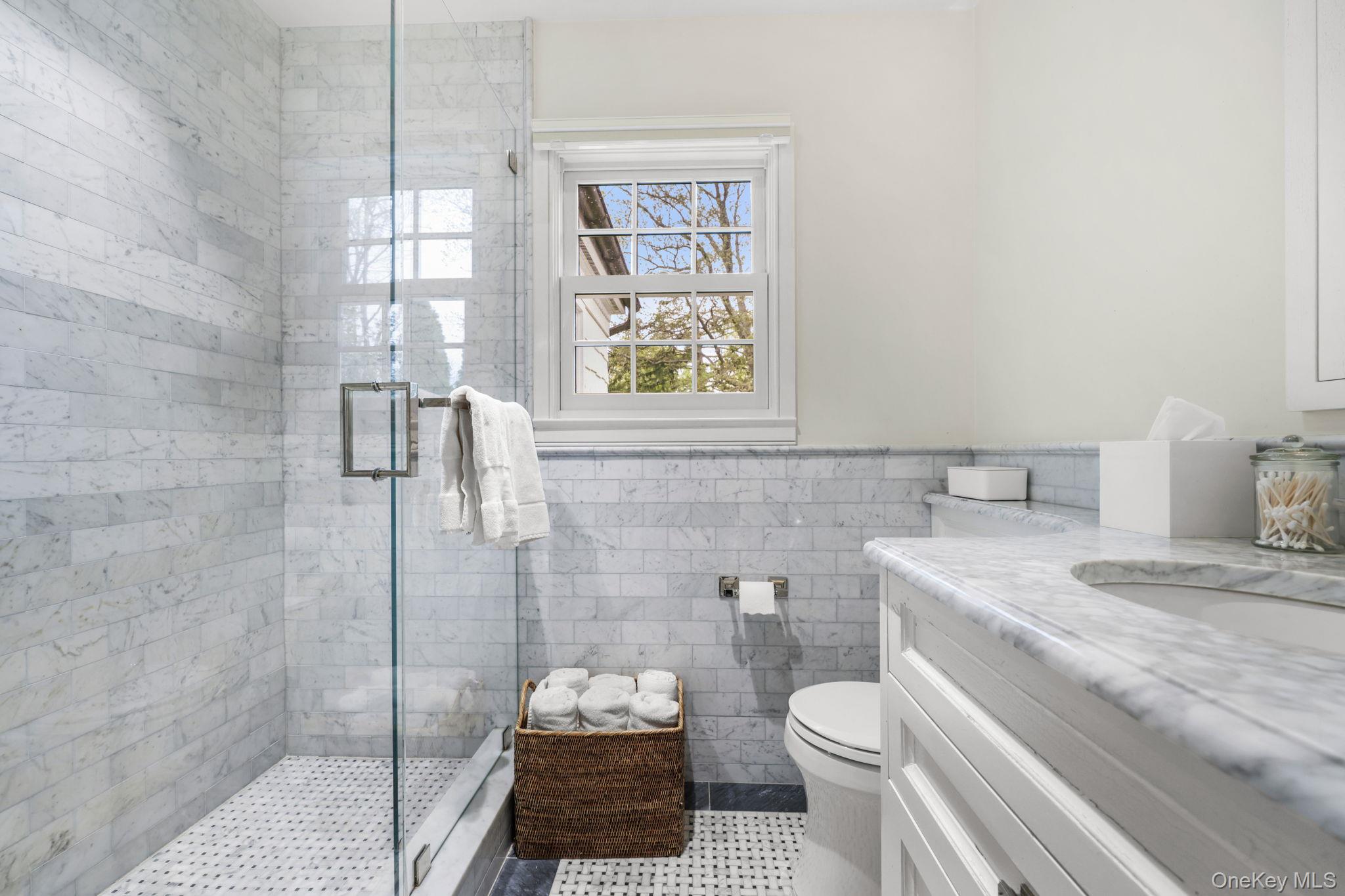 107 White Plains Road Bronxville, NY 10708 - Photo 18 of 22