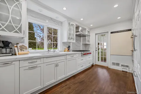 $2,195,000 | 107 White Plains Road, Bronxville, NY 10708