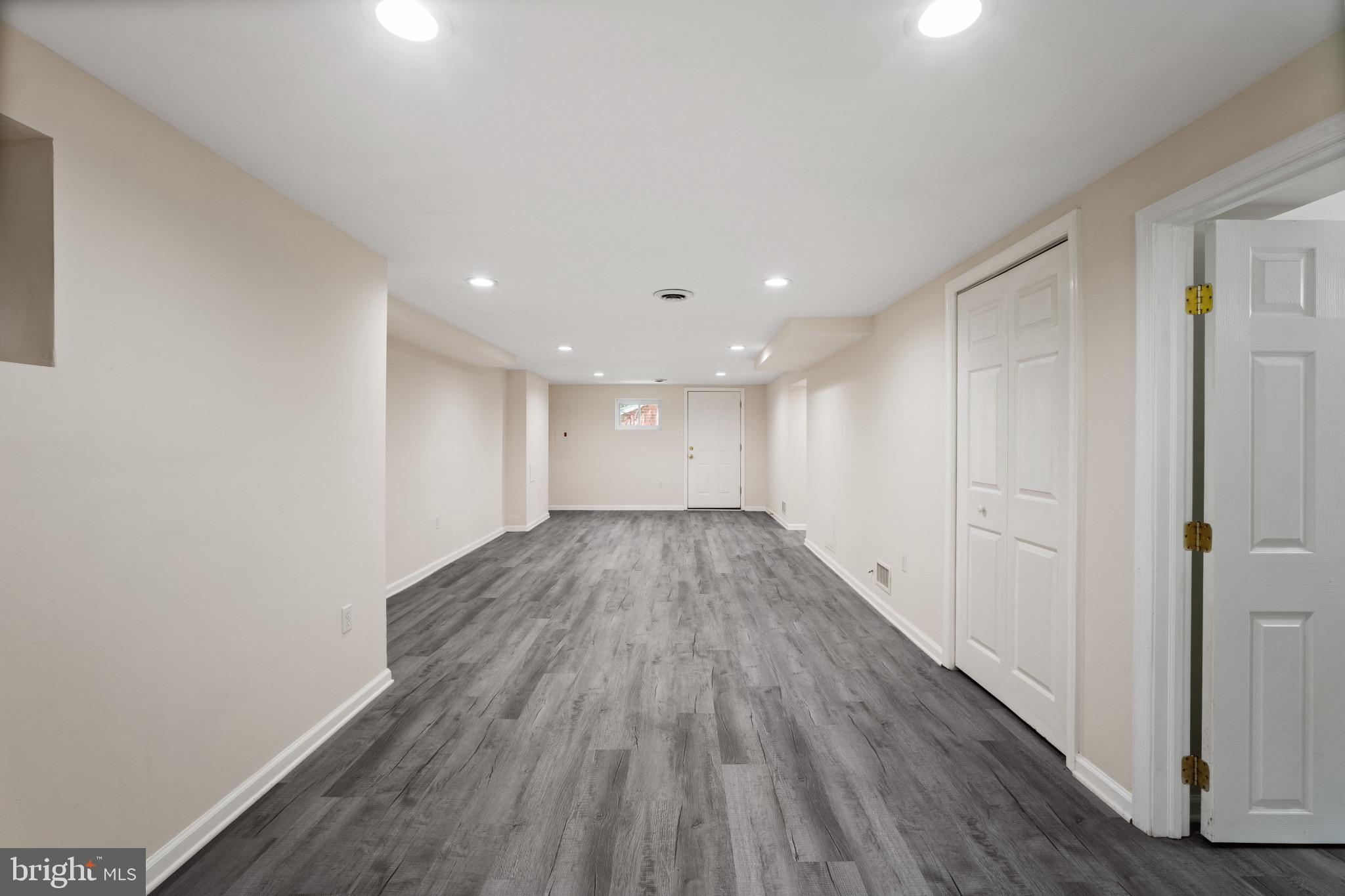 121 Whitmoor Terrace Silver Spring, MD 20901 - Photo 5 of 31
