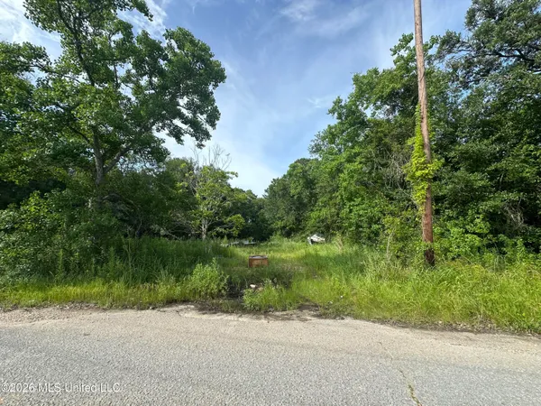 $150,000 | 5818 Elder Ferry Road, Moss Point, MS 39563