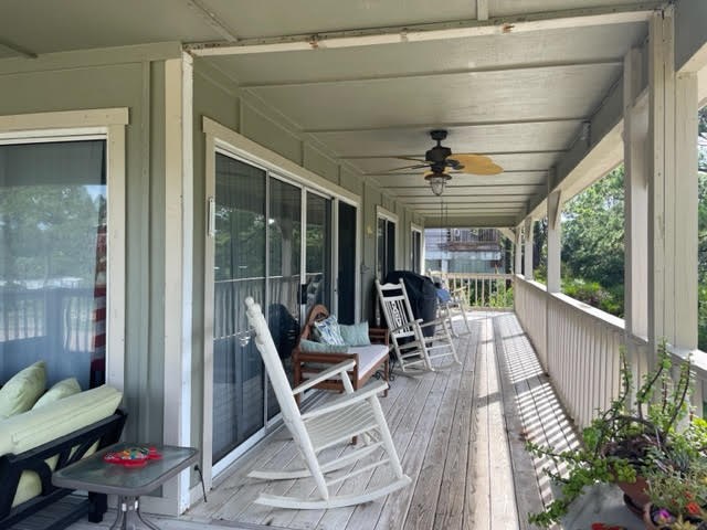 801 West Bay Shore Drive Eastpoint, FL 32328 - Photo 7 of 38