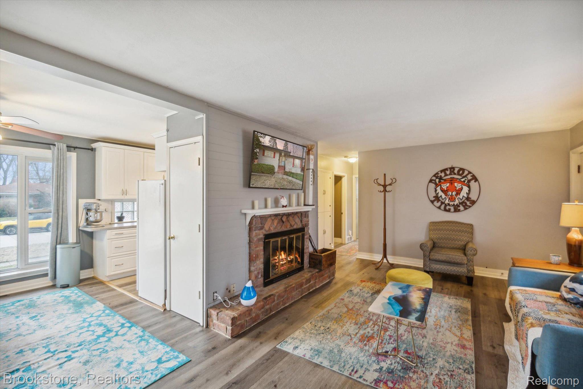 8900 Henry Ruff Road Livonia, MI 48150 - Photo 6 of 32 Gallery Image 6