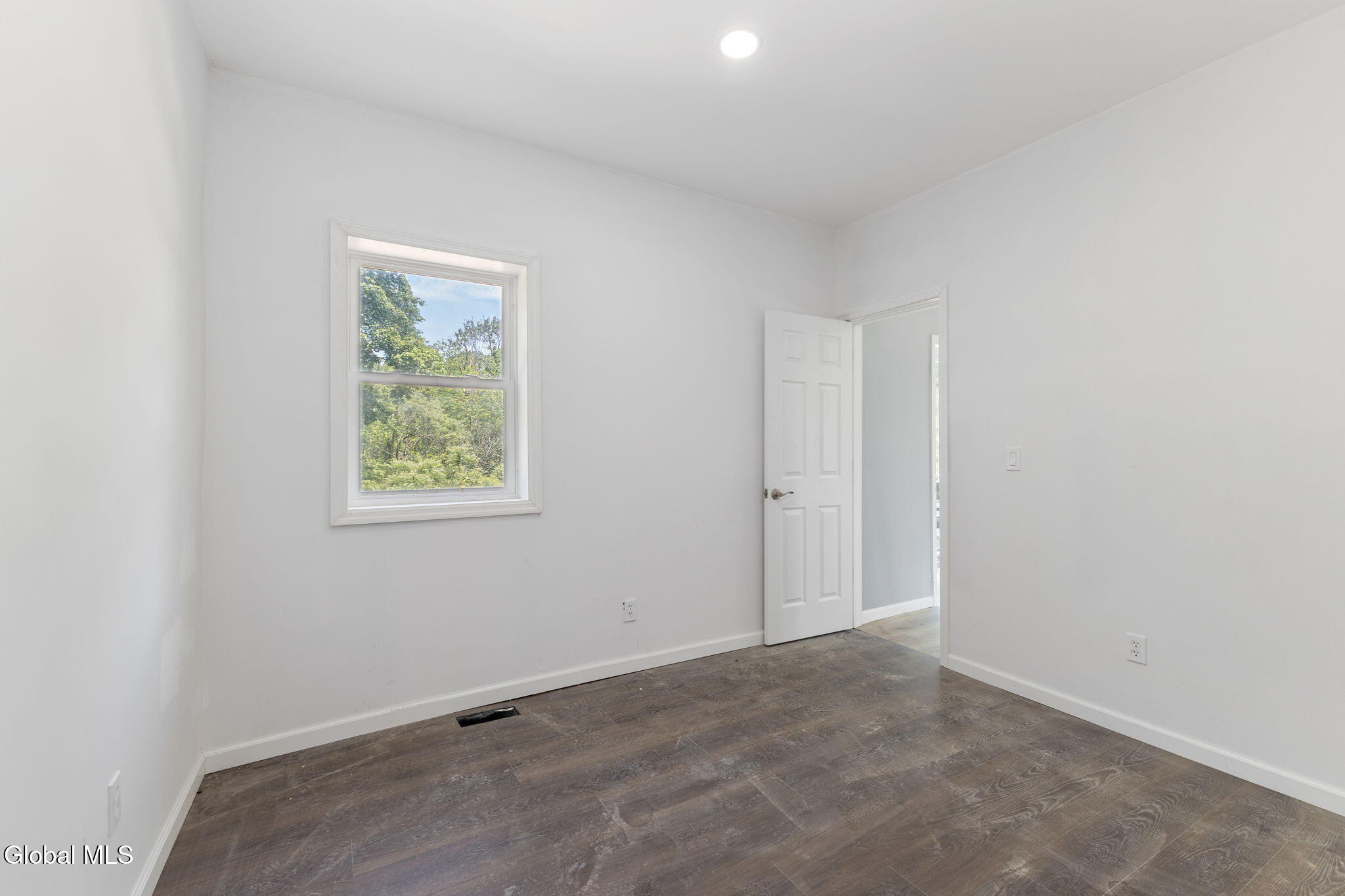 5 White Road Milton, NY 12020 - Photo 21 of 50 23-5WhiteRd_23