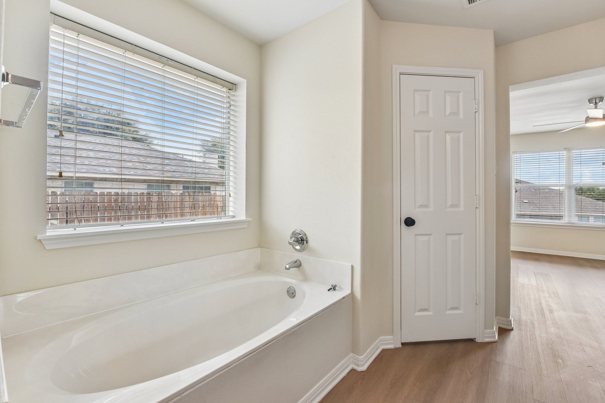 11809 Dunfries Lane Austin, TX 78754 - Photo 30 of 34