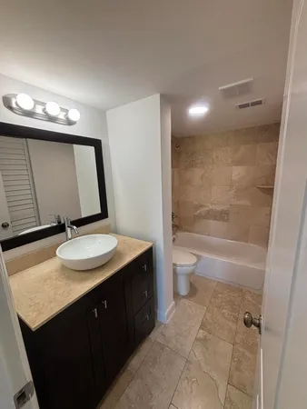 $2,300 | Undisclosed Address, Boca Raton, FL 33433