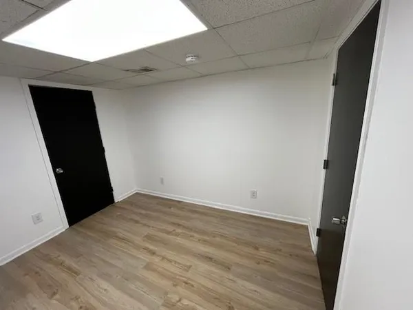 $316,000 | 1111 Southwest Mission Place, Lee's Summit, MO 64081