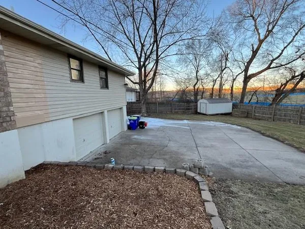 $316,000 | 1111 Southwest Mission Place, Lee's Summit, MO 64081