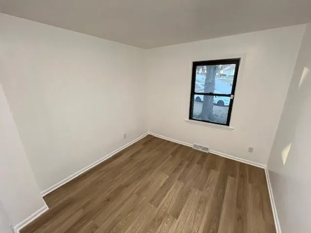 $330,000 | 1111 Southwest Mission Place, Lee's Summit, MO 64081