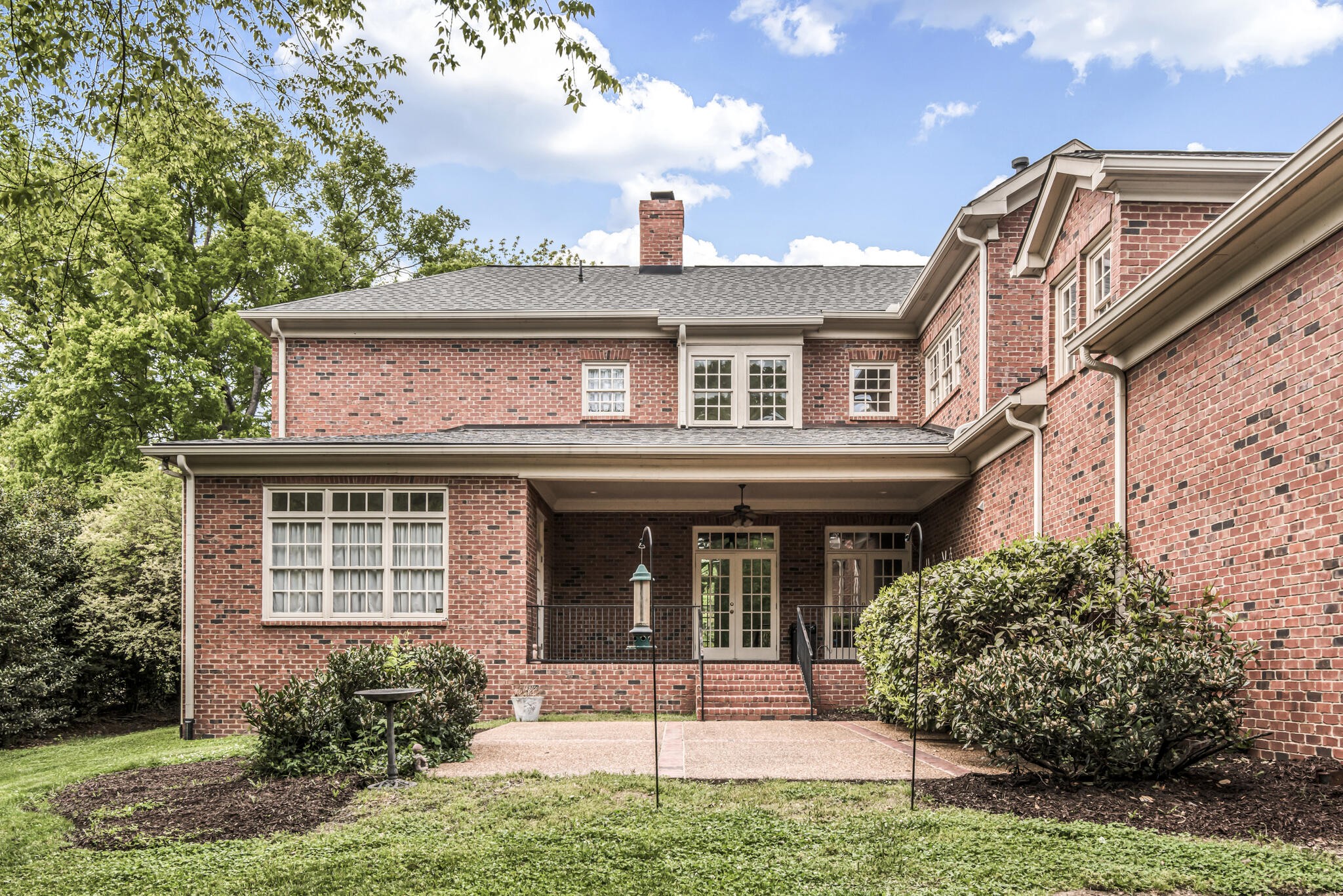 3705 Trimble Road Nashville, TN 37215 - Photo 42 of 42 front view of a house with a yard
