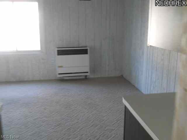 4061 Stilmore Road Cleveland, OH 44121 - Photo 6 of 13