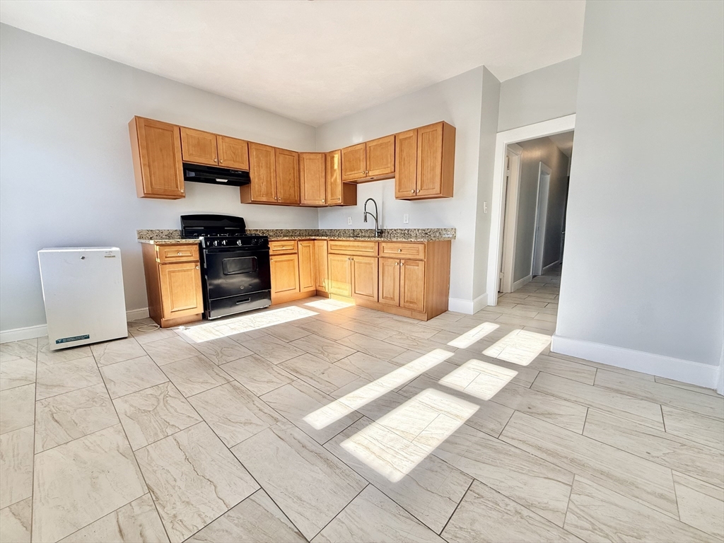 68 Johnston Road, Unit 3 Boston, MA 02124 - Photo 2 of 14