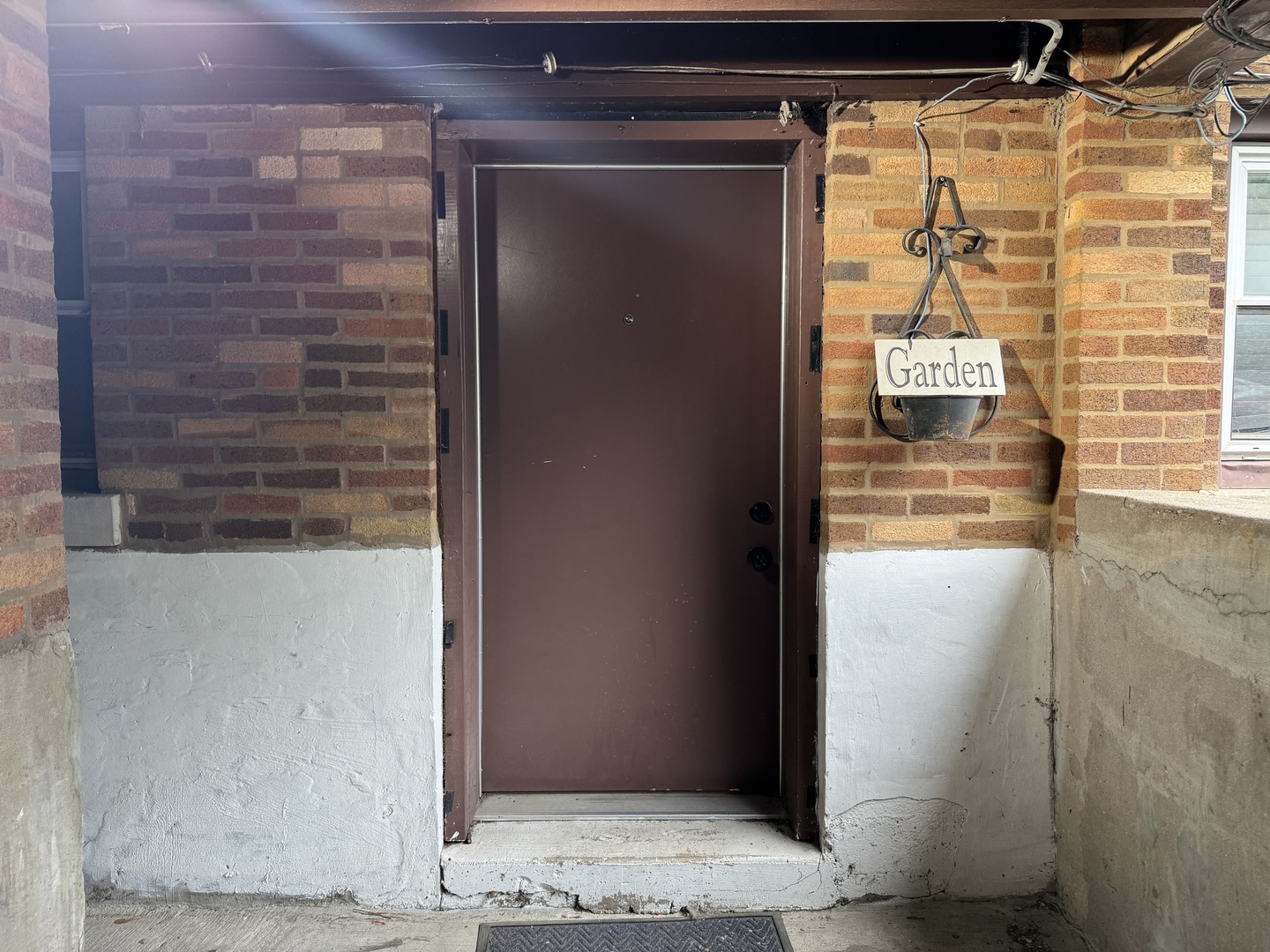 207 West Quincy Street, Unit GARD Riverside, IL 60546 - Photo 14 of 15 a view of front door