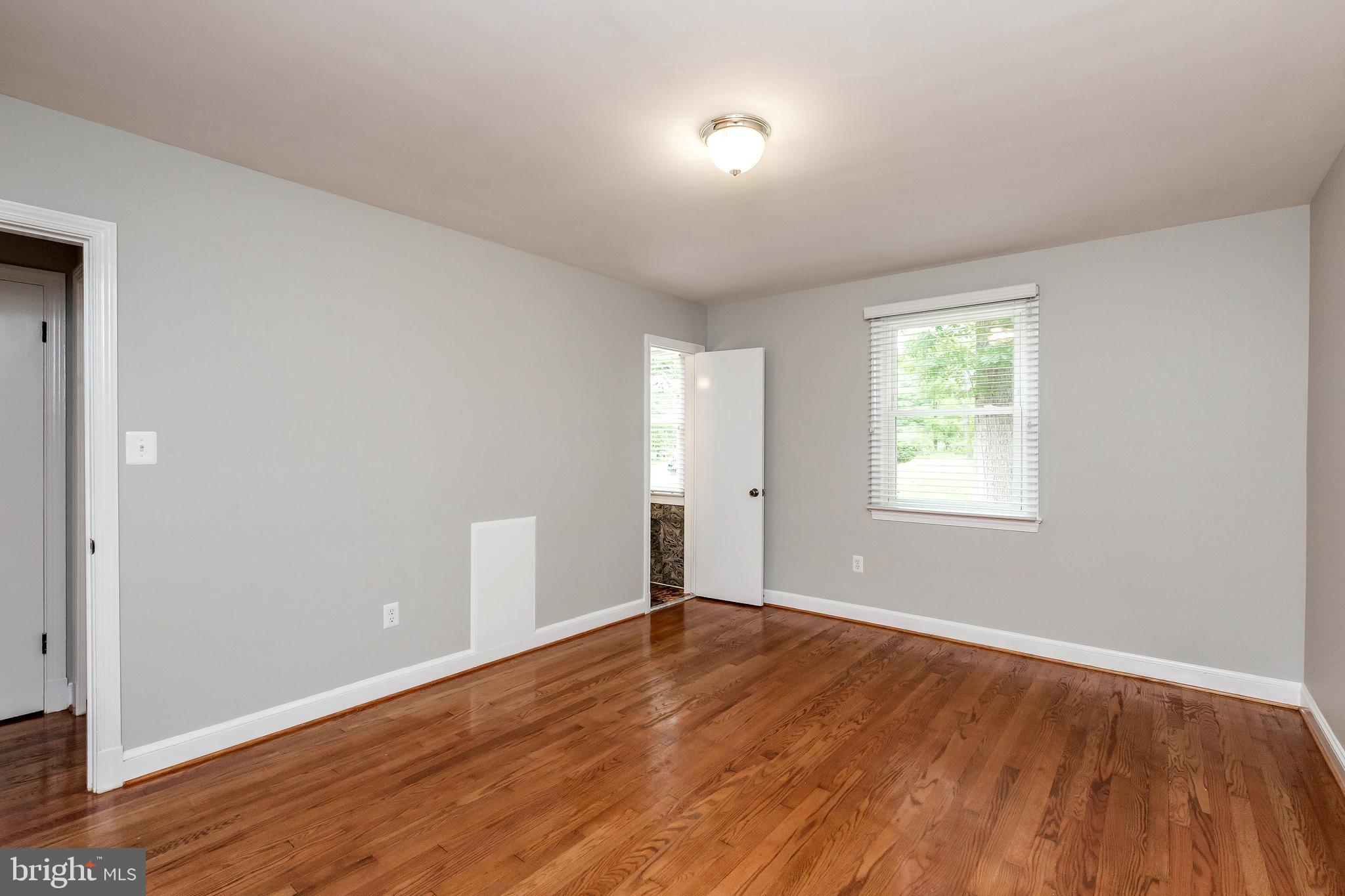 11730 Clopper Road Gaithersburg, MD 20878 - Photo 20 of 42 Gallery Image 20