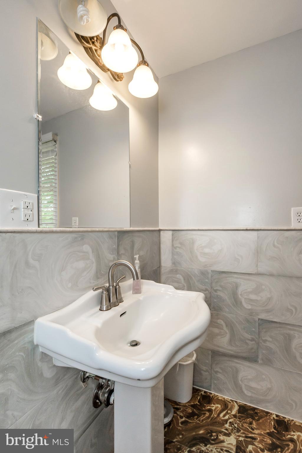 11730 Clopper Road Gaithersburg, MD 20878 - Photo 25 of 42 Gallery Image 25