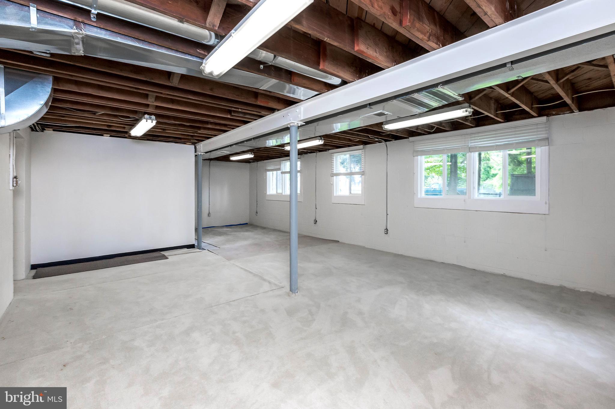 11730 Clopper Road Gaithersburg, MD 20878 - Photo 31 of 42 Gallery Image 31