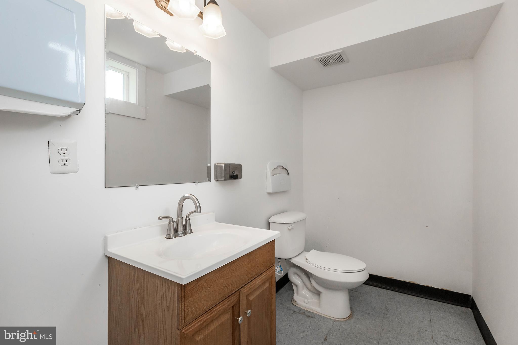 11730 Clopper Road Gaithersburg, MD 20878 - Photo 34 of 42 Gallery Image 34