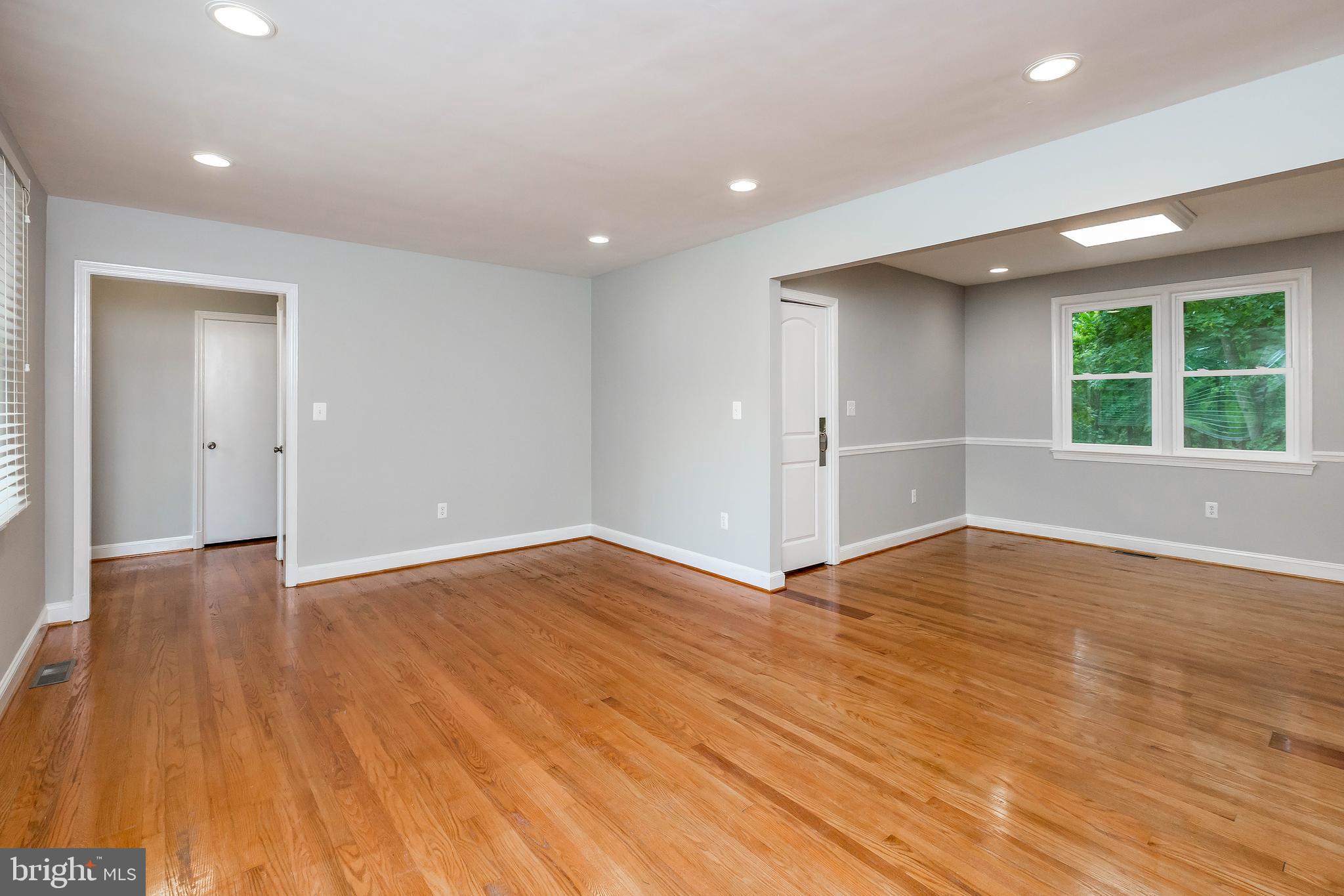 11730 Clopper Road Gaithersburg, MD 20878 - Photo 6 of 42 Gallery Image 6