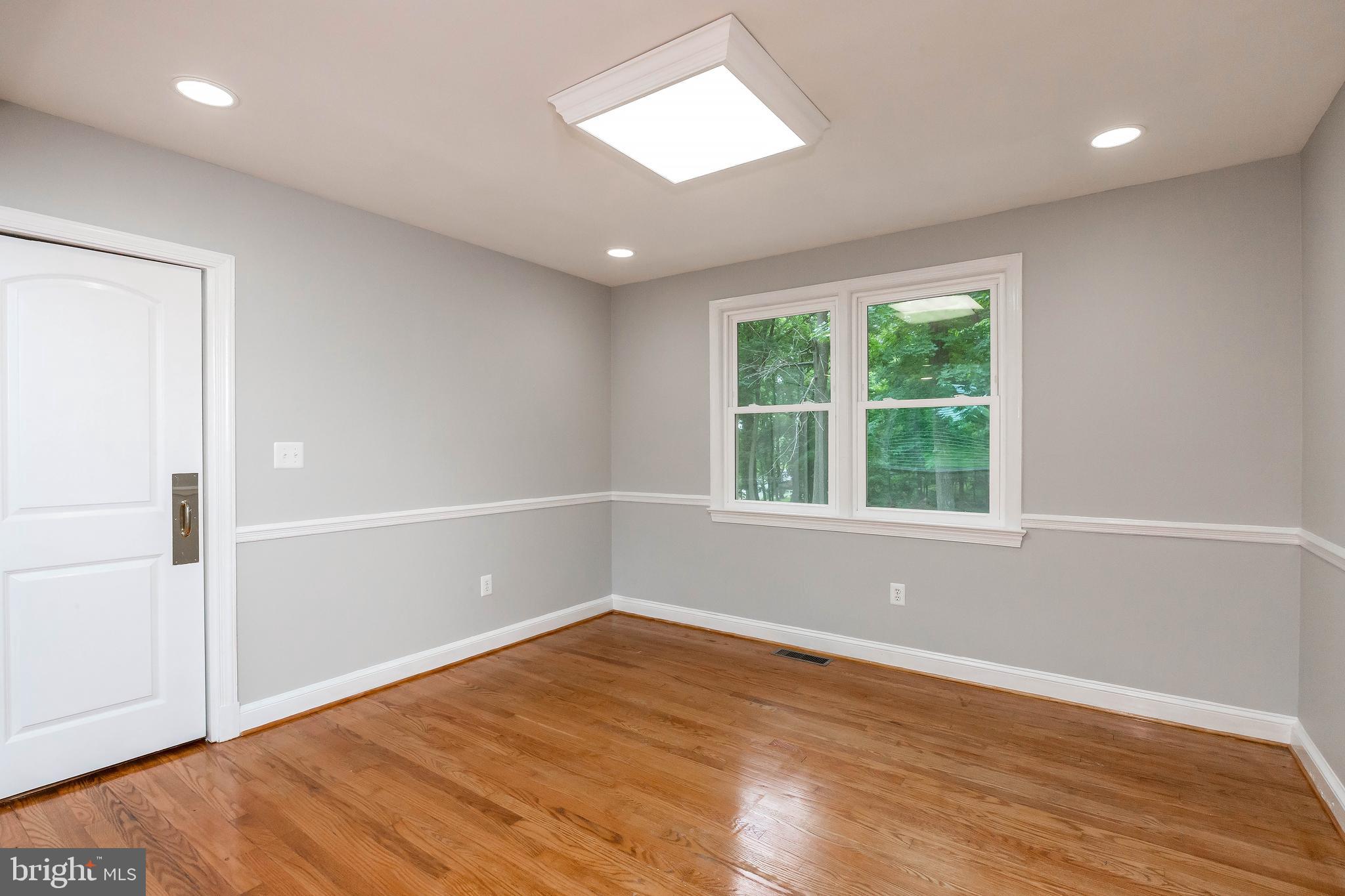 11730 Clopper Road Gaithersburg, MD 20878 - Photo 8 of 42 Gallery Image 8