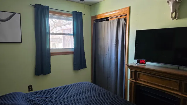 $225,000 | 409 South 1st Street, Marshall, MN 56258