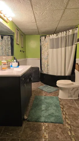 $225,000 | 409 South 1st Street, Marshall, MN 56258