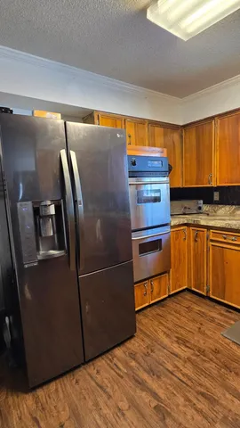 $225,000 | 409 South 1st Street, Marshall, MN 56258