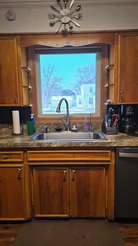 $225,000 | 409 South 1st Street, Marshall, MN 56258