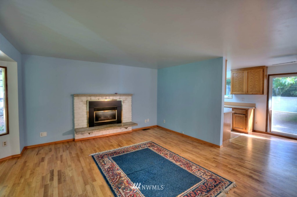 24119 3rd Place West Bothell, WA 98021 - Photo 3 of 13