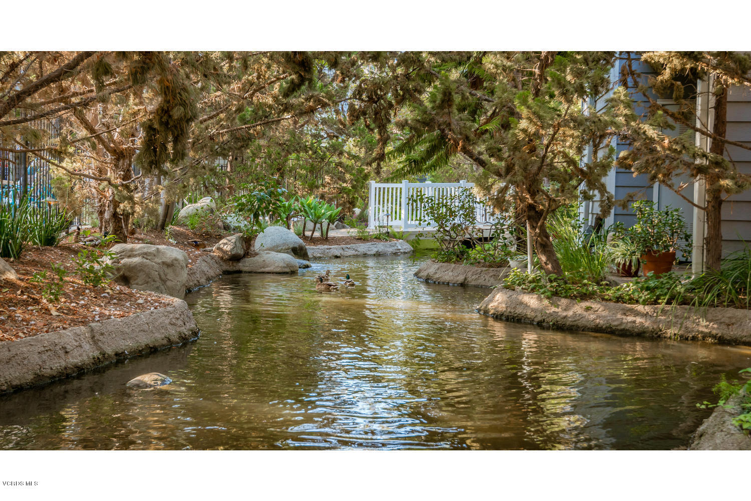 641 Arneill Road Camarillo, CA 93010 - Photo 15 of 17 641 Arneill Rd-014-6-Common Areas-MLS_Si