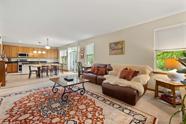 $485,000 | 365 Oakmont Drive, Cary, IL 60013