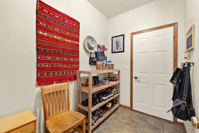 $485,000 | 365 Oakmont Drive, Cary, IL 60013