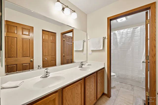 $485,000 | 365 Oakmont Drive, Cary, IL 60013