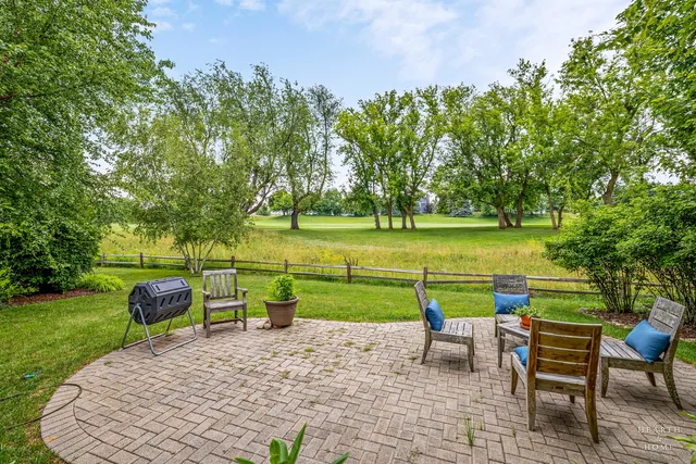 $485,000 | 365 Oakmont Drive, Cary, IL 60013