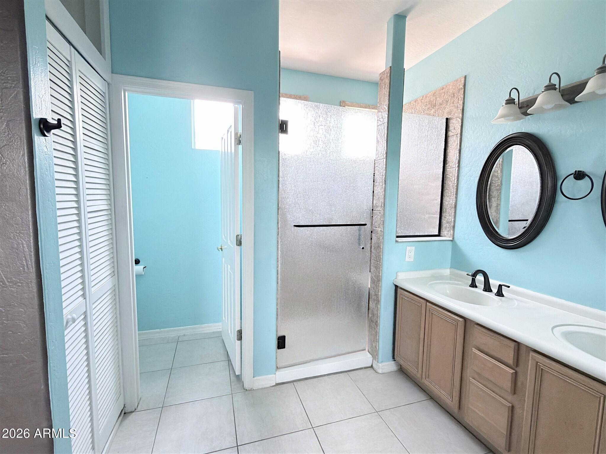 1127 East Joy Ranch Road Phoenix, AZ 85086 - Photo 15 of 55 29