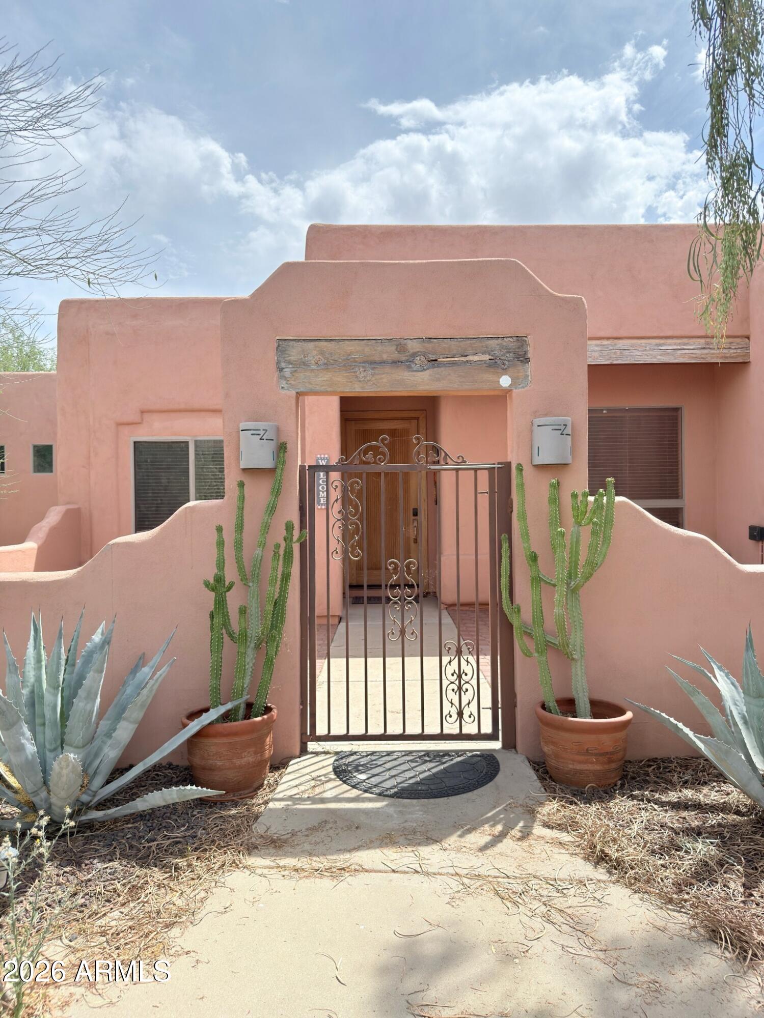 1127 East Joy Ranch Road Phoenix, AZ 85086 - Photo 2 of 55 59