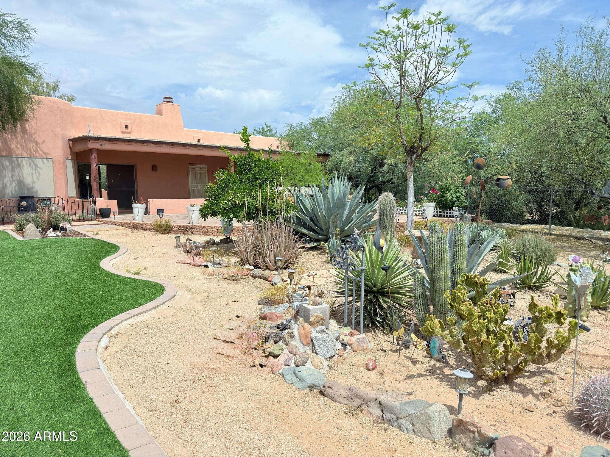 1127 East Joy Ranch Road Phoenix, AZ 85086 - Photo 26 of 55 4