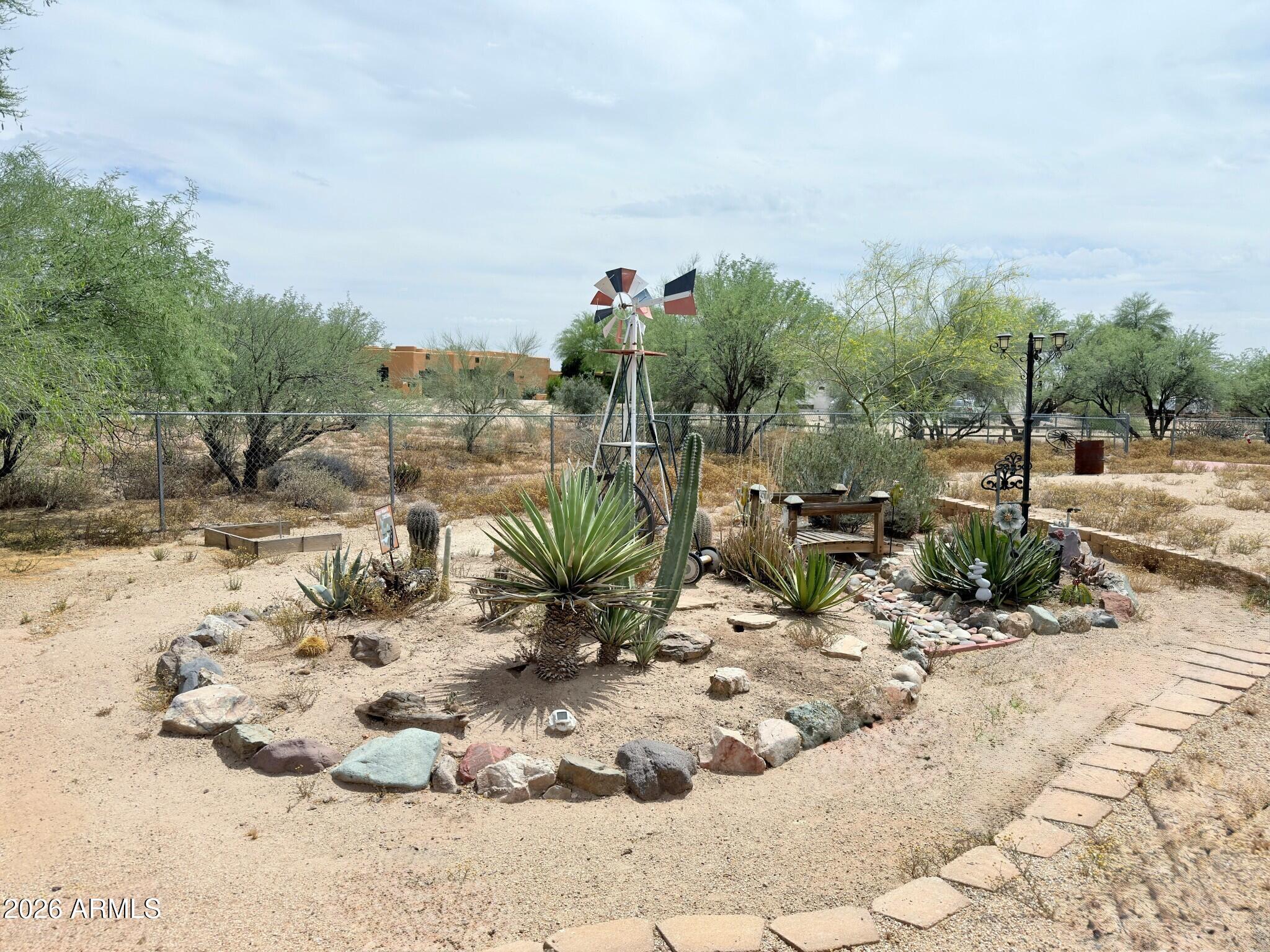 1127 East Joy Ranch Road Phoenix, AZ 85086 - Photo 30 of 55 5