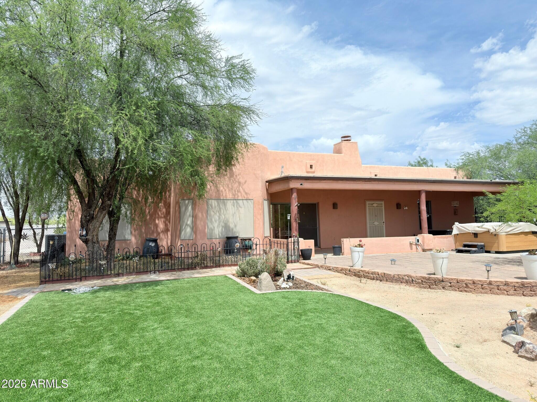 1127 East Joy Ranch Road Phoenix, AZ 85086 - Photo 3 of 55 2