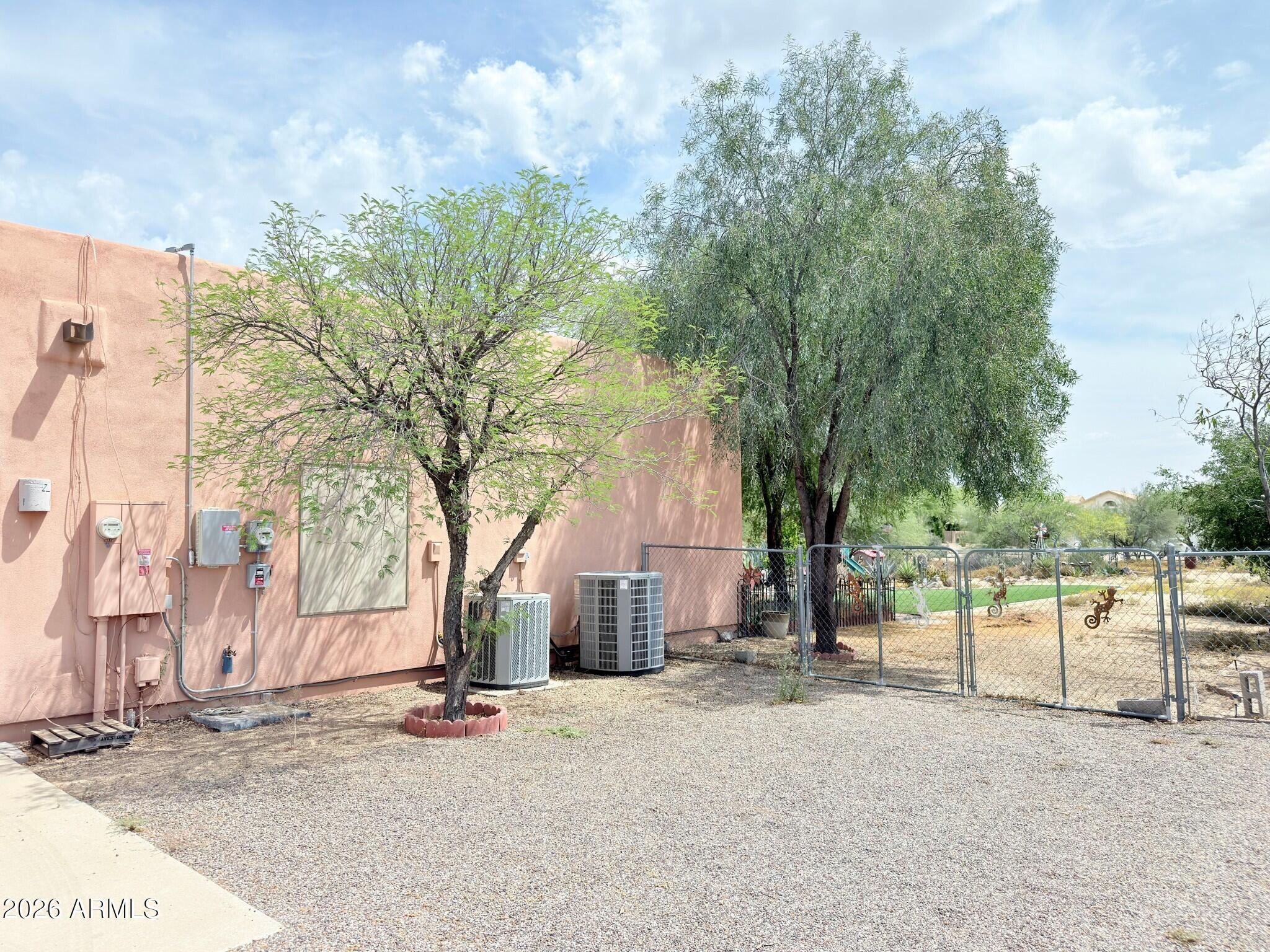 1127 East Joy Ranch Road Phoenix, AZ 85086 - Photo 48 of 55 50