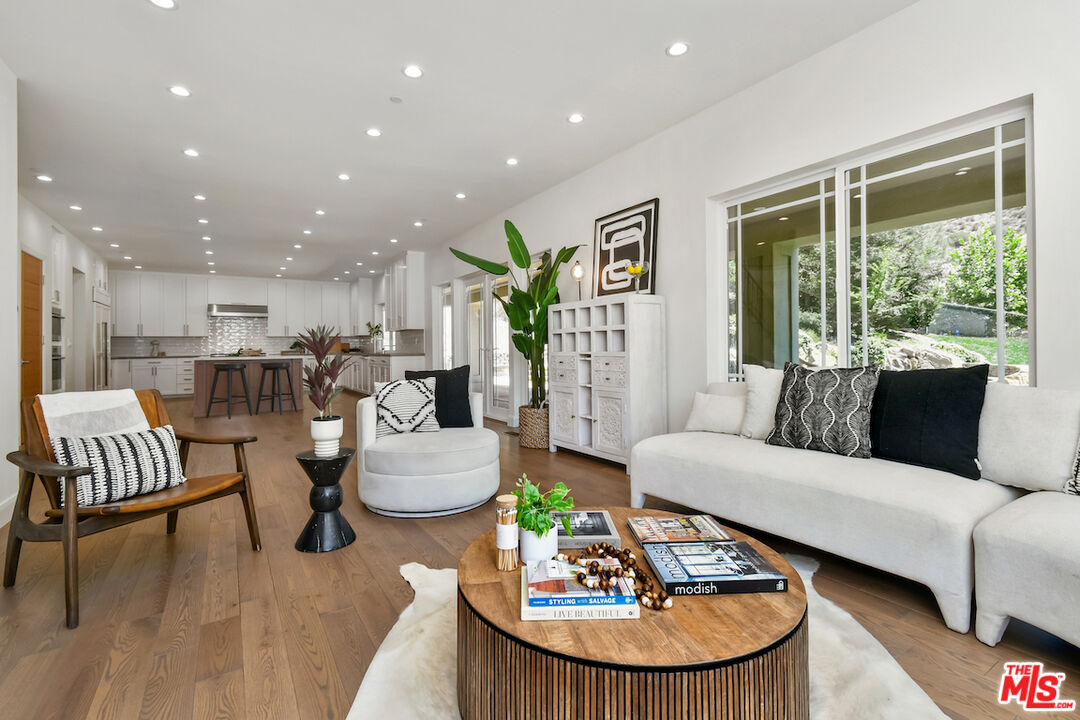 29677 Mulholland Highway Agoura Hills, CA 91301 - Photo 34 of 66 Gallery Image 34