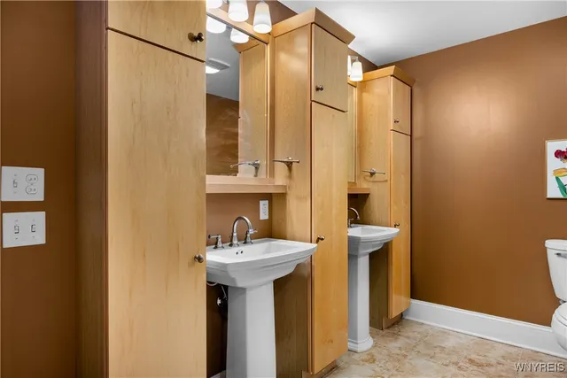 $574,900 | 132 Lakefront Boulevard, Unit 504, Buffalo, NY 14202