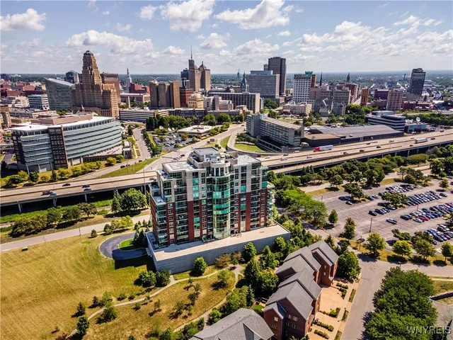$574,900 | 132 Lakefront Boulevard, Unit 504, Buffalo, NY 14202