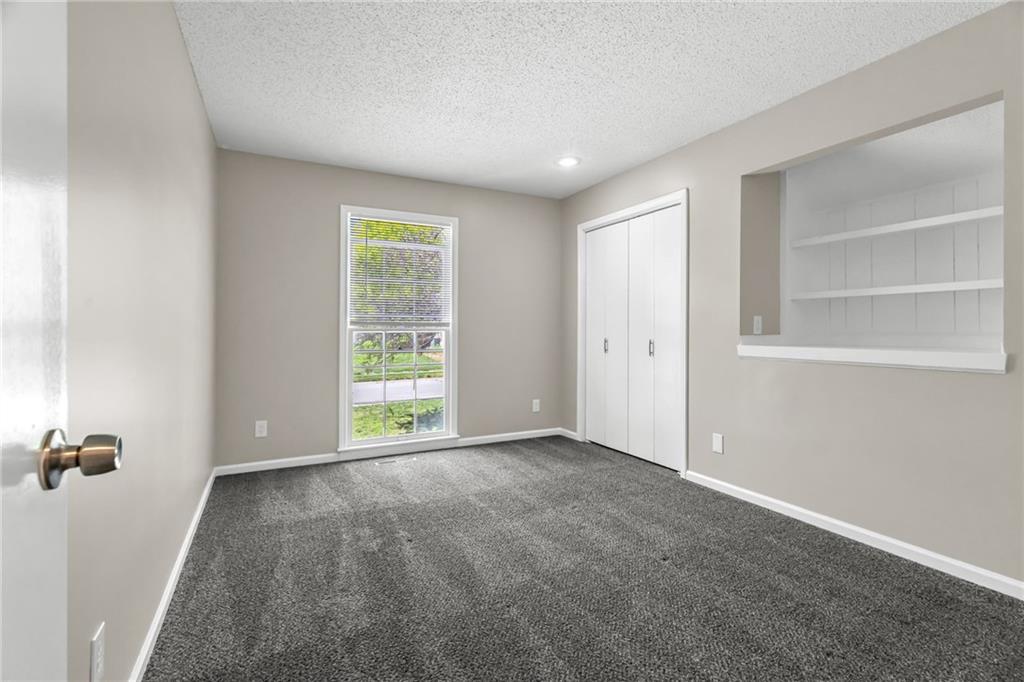 6939 Widmer Road Shawnee, KS 66216 - Photo 13 of 33